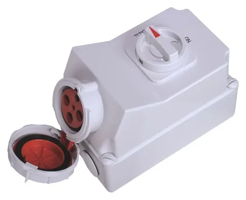 Wandsteckdose mit Schalter und Verriegelung, 90° geneigt CEE 63A 4P IP67